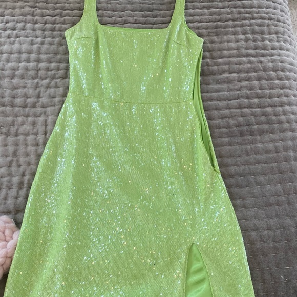 spring green sequin dress - Picture 1 of 6